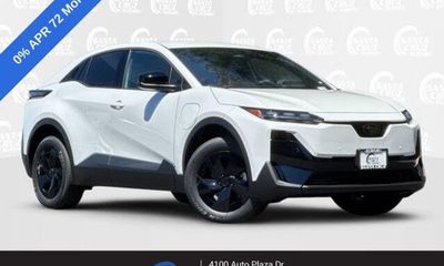 2026 Subaru Uncharted Premium