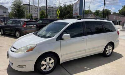 2008 Toyota Sienna XLE