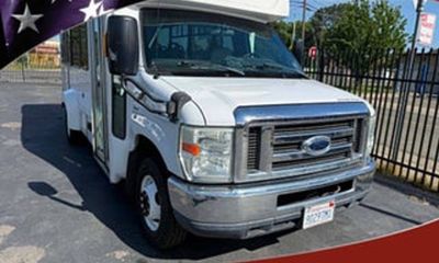 2014 Ford E-350 E 350 Super