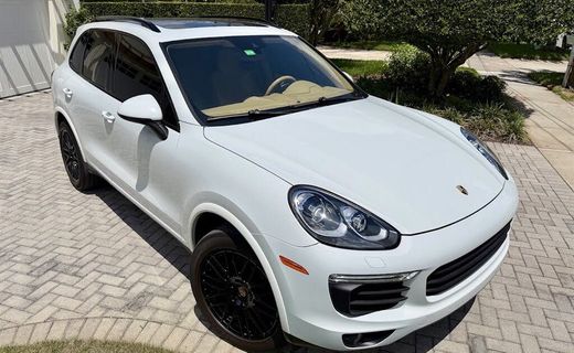2017 Porsche Cayenne
