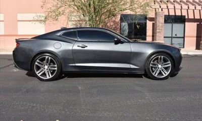 2016 Chevrolet Camaro 1LT