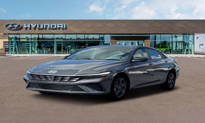 2026 Hyundai Elantra SEL Sport