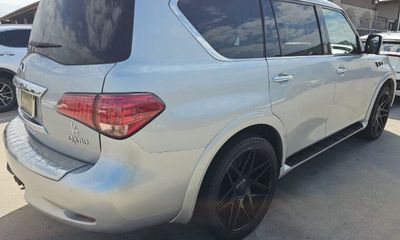 2017 Infiniti QX80 Base