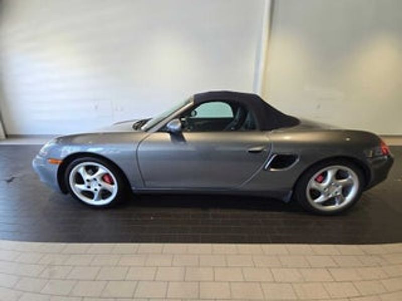 2001 Bmw Z3 — a typically priced live listing