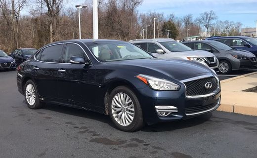 2017 Infiniti Q70L
