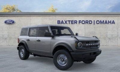 2026 Ford Bronco Outer Banks