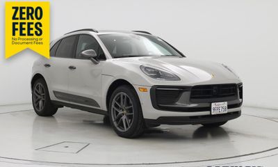 2023 Porsche Macan T