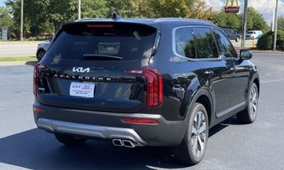 2022 Kia Telluride S