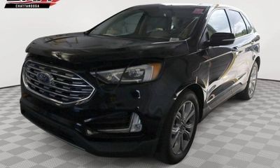 2019 Ford Edge Titanium