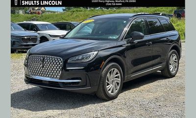 2026 Lincoln Corsair Premiere