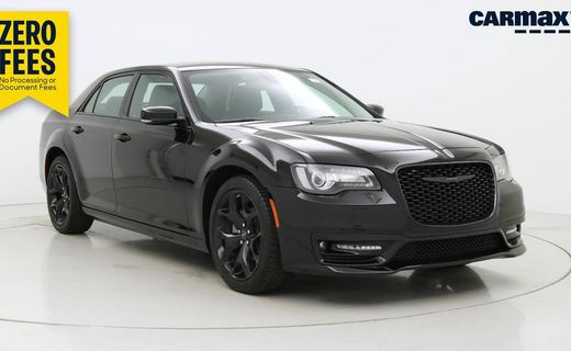 2023 Chrysler 300 Touring L