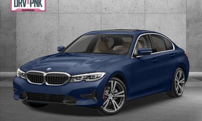 2022 BMW 330e Hybrid Plug