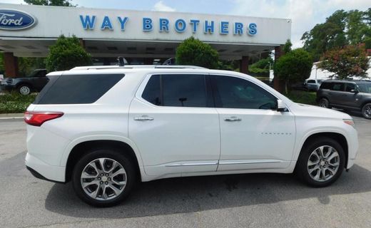 2021 Chevrolet Traverse Premier