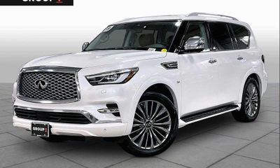 2019 Infiniti QX80 Luxe