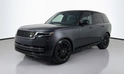 2024 Land Rover Range SE