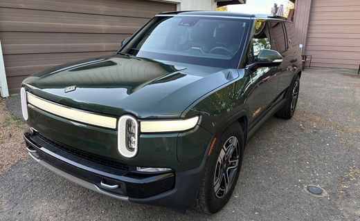 2023 Rivian R1S Launch Edition