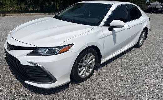2022 Toyota Camry LE