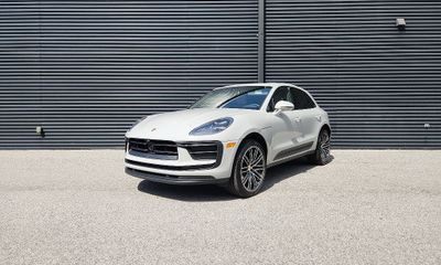 2026 Porsche Macan