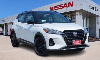 2024 Nissan Kicks SR