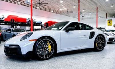 2025 Porsche 911 Turbo S