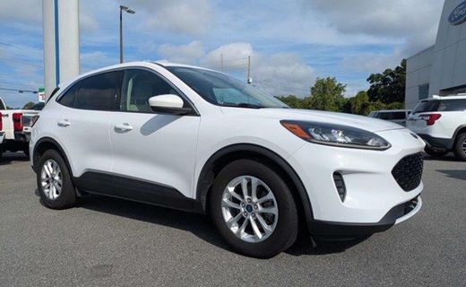 2020 Ford Escape SE