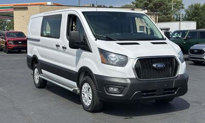 2025 Ford Transit LOW Roof
