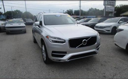 2018 Volvo XC90 Momentum