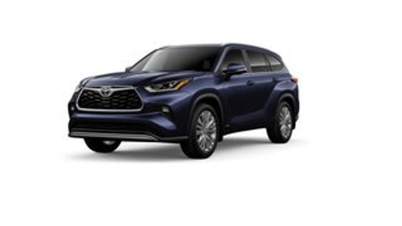 2026 Toyota Highlander Hybrid — a typically priced live listing