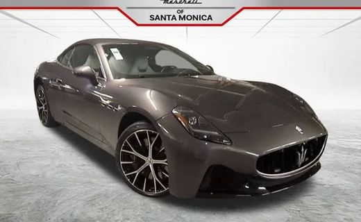2026 Maserati Grancabrio Modena