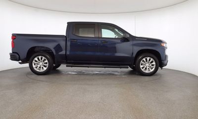 2021 Chevrolet Silverado Custom