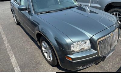 2005 Chrysler 300