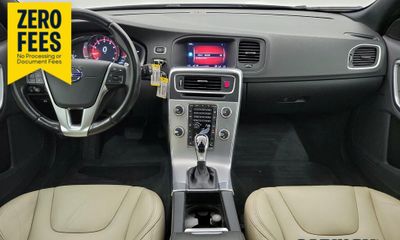 2017 Volvo V60 Premier