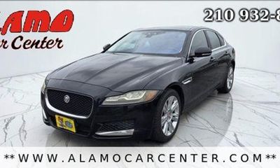 2017 Jaguar XF Premium