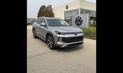 2026 Volkswagen Tiguan 4MOTION SE