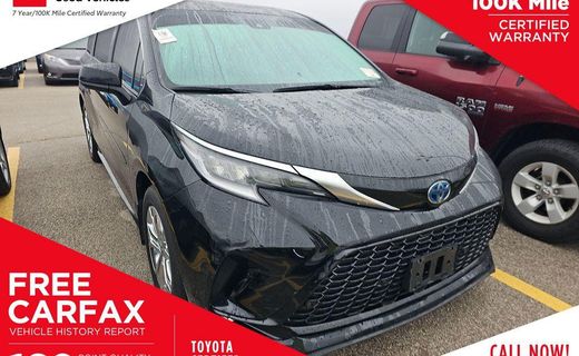 2022 Toyota Sienna XSE