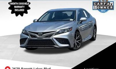 2022 Toyota Camry SE