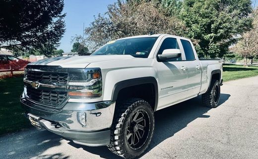 2018 Chevrolet Silverado LT
