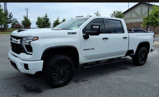 2024 Chevrolet Silverado HD LTZ