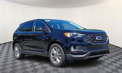 2024 Ford Edge Titanium