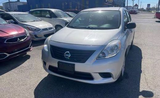 2014 Nissan Versa S
