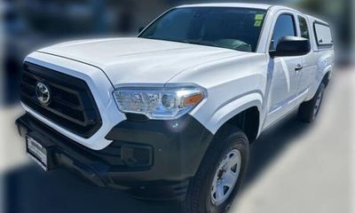 2022 Toyota Tacoma SR5