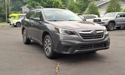 2021 Subaru Outback Base