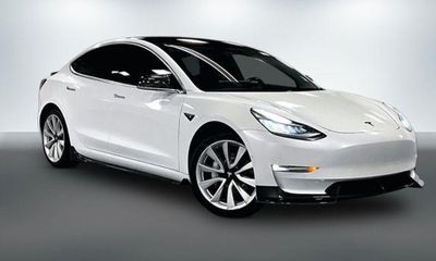 2018 Tesla Model 3 Long Range