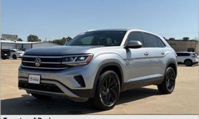 2023 Volkswagen Atlas Cross Sport SE W Tech
