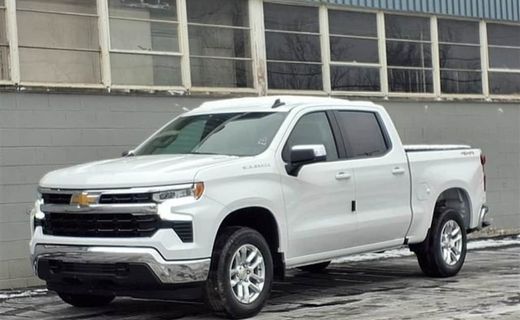 2026 Chevrolet Silverado LT