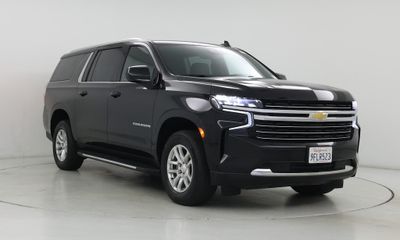 2023 Chevrolet Suburban LT