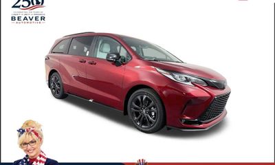2026 Toyota Sienna XSE