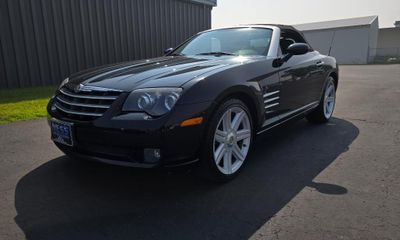 2005 Chrysler Crossfire Base