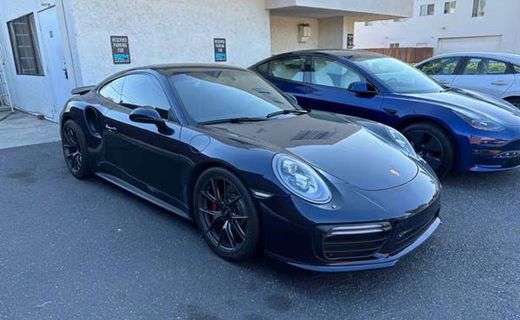 2017 Porsche 911 Turbo S