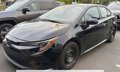 2026 Toyota Corolla LE